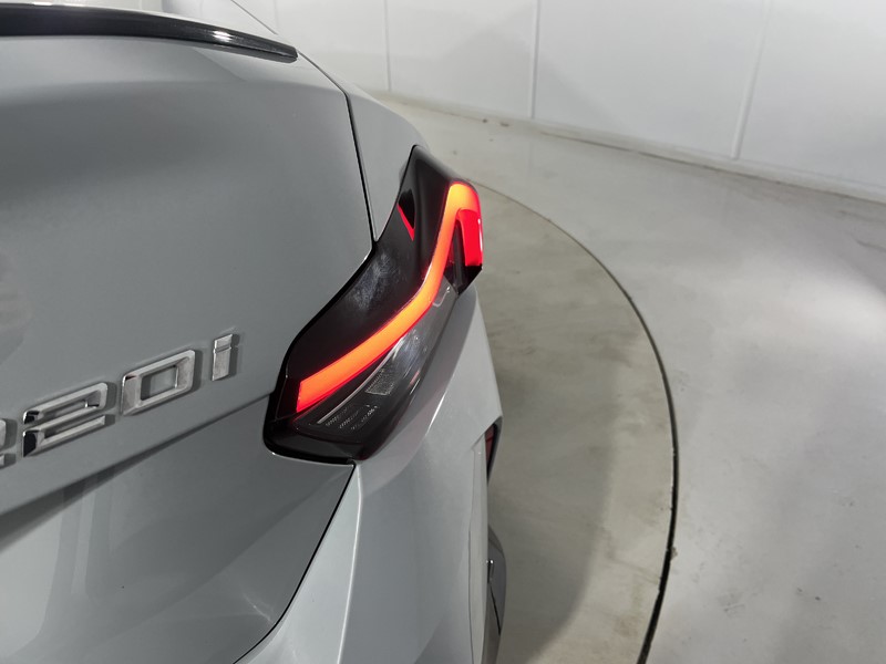 2023 (73) BMW 2 SERIES 220i M Sport 2dr Step Auto 5187750