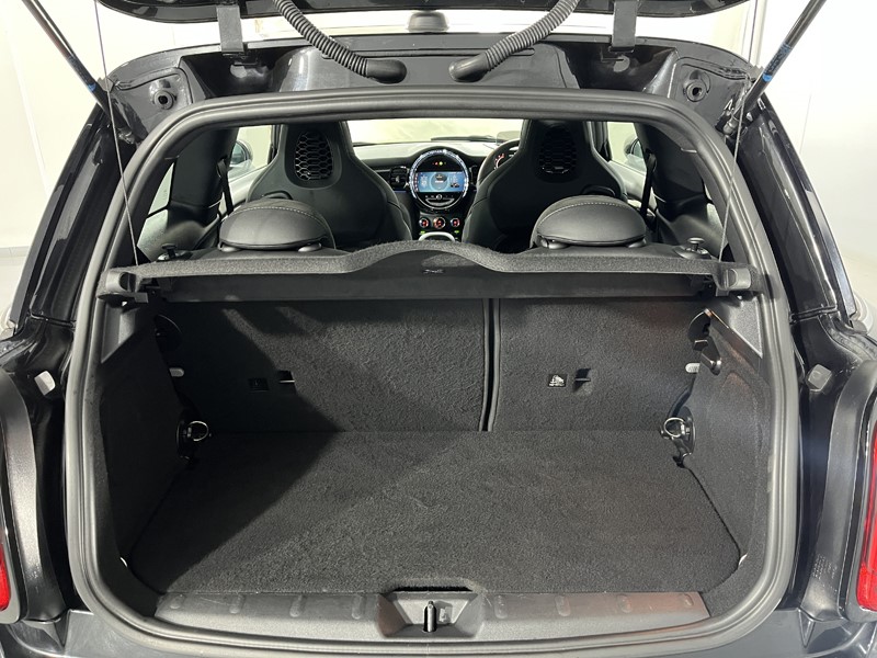 2023 (23) MINI HATCHBACK 2.0 John Cooper Works Premium Plus 3dr Auto 5213251