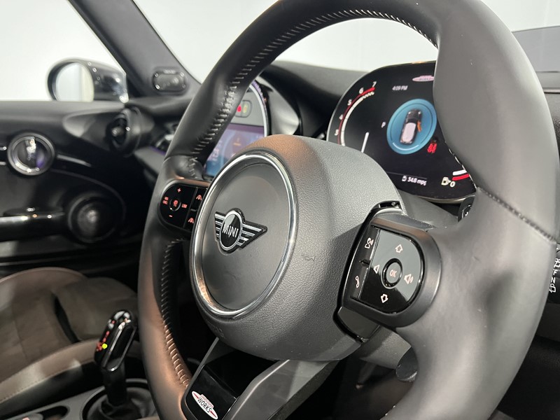 2023 (23) MINI HATCHBACK 2.0 John Cooper Works Premium Plus 3dr Auto 5213262