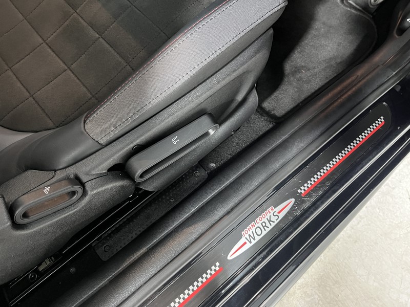 2023 (23) MINI HATCHBACK 2.0 John Cooper Works Premium Plus 3dr Auto 5213258