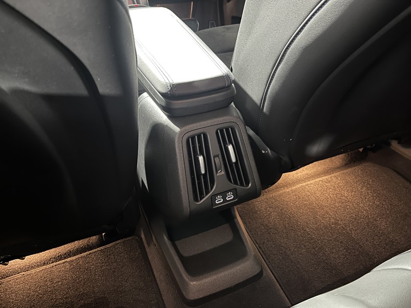 2025 (25) BMW iX1 150kW eDrive20 M Sport 65kWh 5dr Auto 5164537