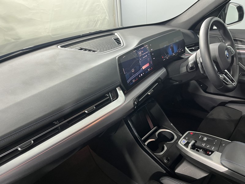 2025 (25) BMW iX1 150kW eDrive20 M Sport 65kWh 5dr Auto 5164509