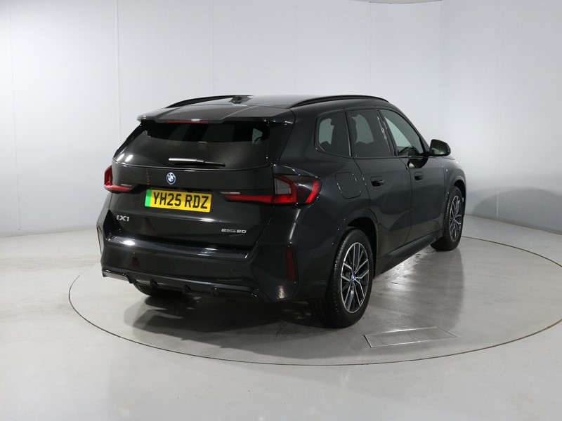 2025 (25) BMW iX1 150kW eDrive20 M Sport 65kWh 5dr Auto 5164546