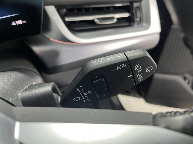 2025 (25) BMW iX1 150kW eDrive20 M Sport 65kWh 5dr Auto 5164526