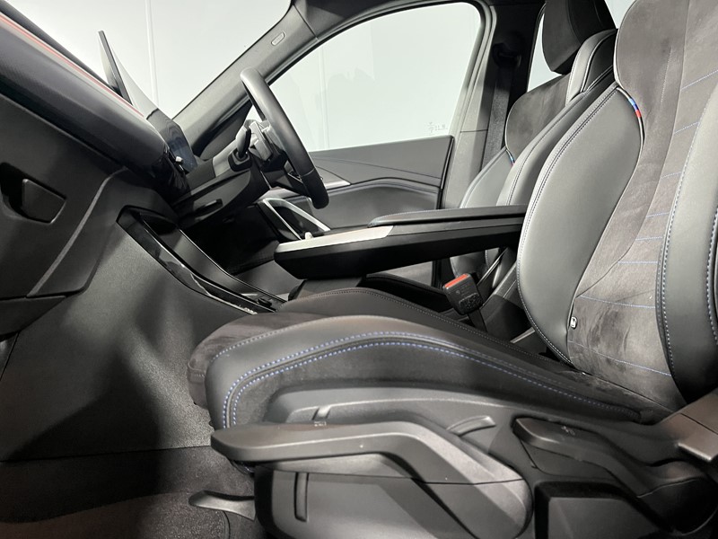 2025 (25) BMW iX1 150kW eDrive20 M Sport 65kWh 5dr Auto 5164534