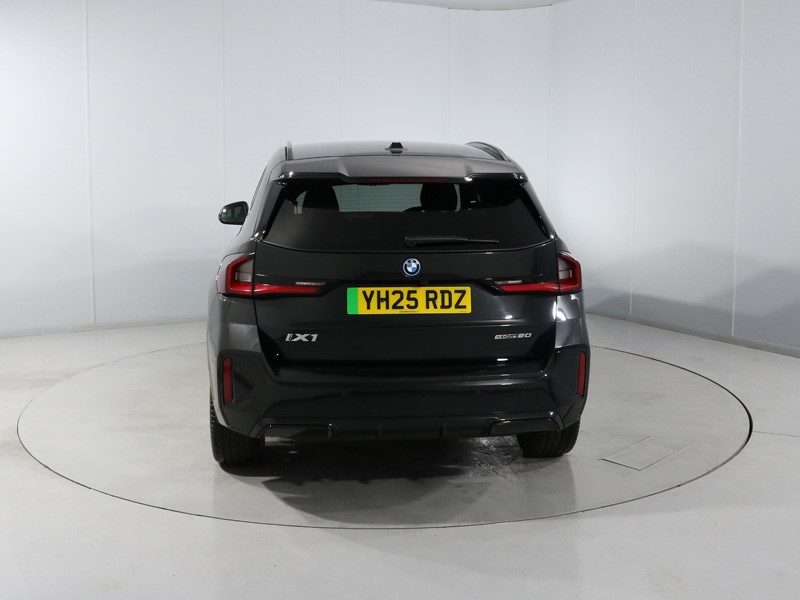 2025 (25) BMW iX1 150kW eDrive20 M Sport 65kWh 5dr Auto 5164517