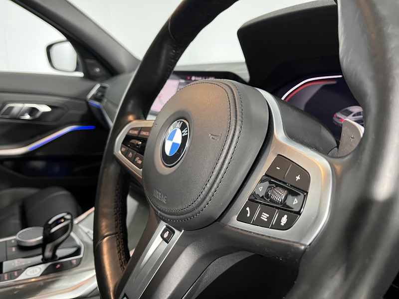 2021 (21) BMW 3 SERIES 320d MHT M Sport Pro Edition 4dr Step Auto 5202177