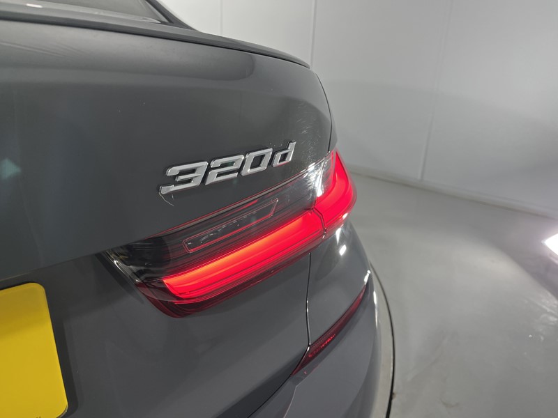 2021 (21) BMW 3 SERIES 320d MHT M Sport Pro Edition 4dr Step Auto 5202203