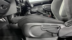 2020 (20) MINI HATCHBACK 2.0 Cooper S Classic II 3dr 5213320
