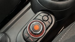 2020 (20) MINI HATCHBACK 2.0 Cooper S Classic II 3dr 5213318