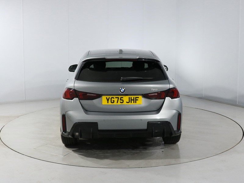 2025 (75) BMW 1 SERIES 120 M Sport 5dr Step Auto 5213615