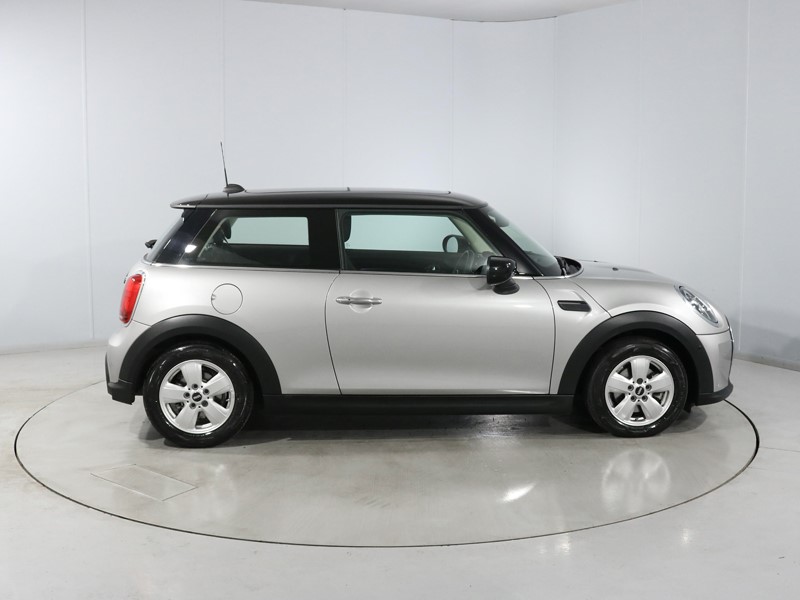 2023 (23) MINI HATCHBACK 1.5 Cooper Classic 3dr Auto 5263415