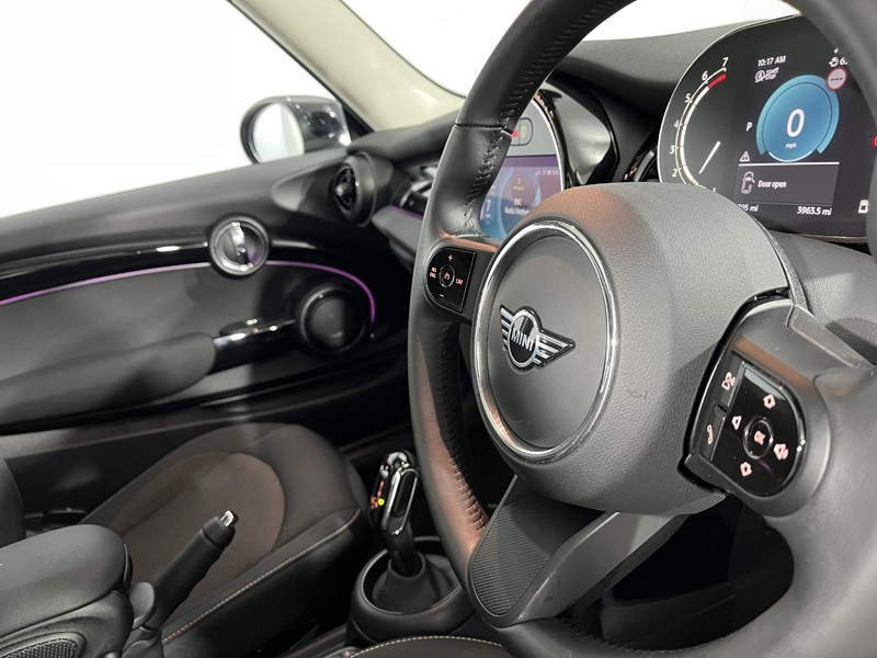 2023 (23) MINI HATCHBACK 1.5 Cooper Classic 3dr Auto 5263435