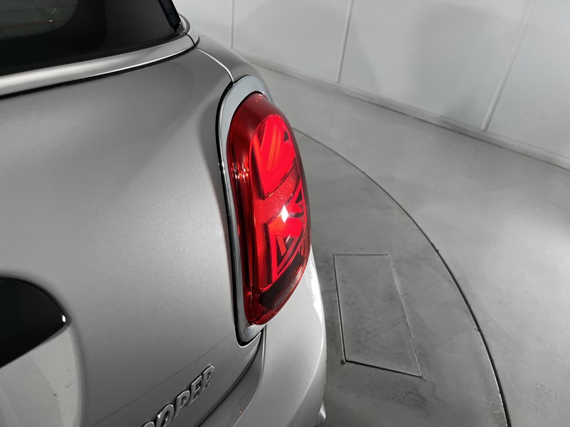 2023 (23) MINI HATCHBACK 1.5 Cooper Classic 3dr Auto 5263452