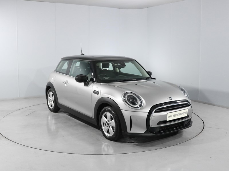 2023 (23) MINI HATCHBACK 1.5 Cooper Classic 3dr Auto