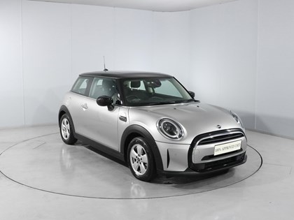 2023 (23) MINI HATCHBACK 1.5 Cooper Classic 3dr Auto