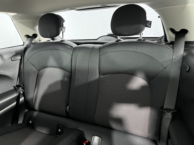 2023 (23) MINI HATCHBACK 1.5 Cooper Classic 3dr Auto 5263424