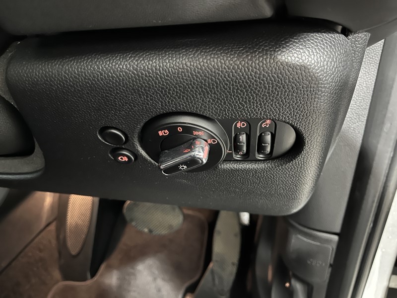 2023 (23) MINI HATCHBACK 1.5 Cooper Classic 3dr Auto 5263434