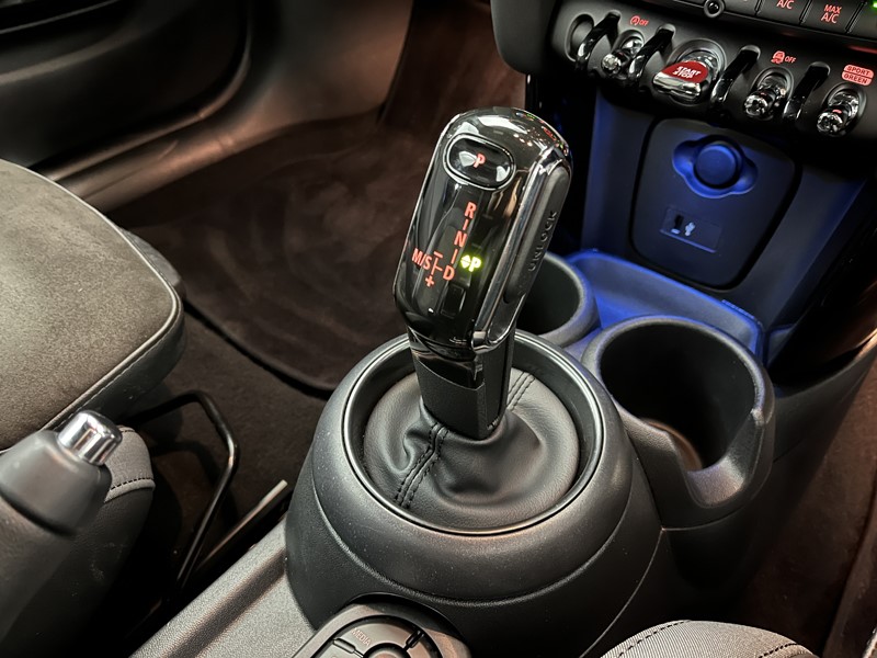 2023 (23) MINI CONVERTIBLE 1.5 Cooper Sport Premium 2dr Auto 5213472