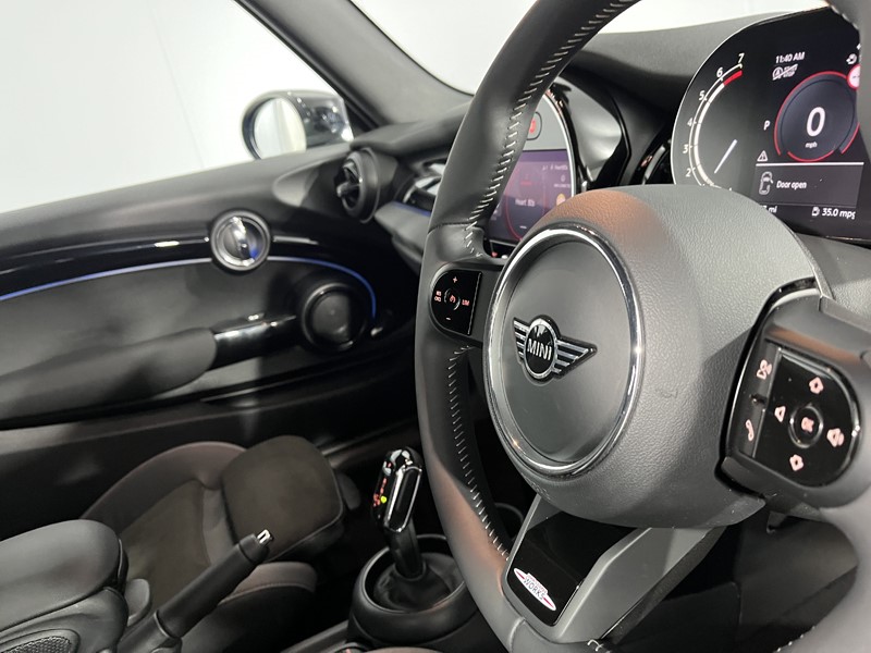 2023 (23) MINI CONVERTIBLE 1.5 Cooper Sport Premium 2dr Auto 5213483