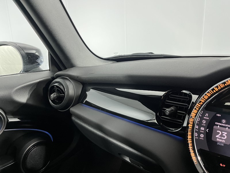 2023 (23) MINI CONVERTIBLE 1.5 Cooper Sport Premium 2dr Auto 5213487