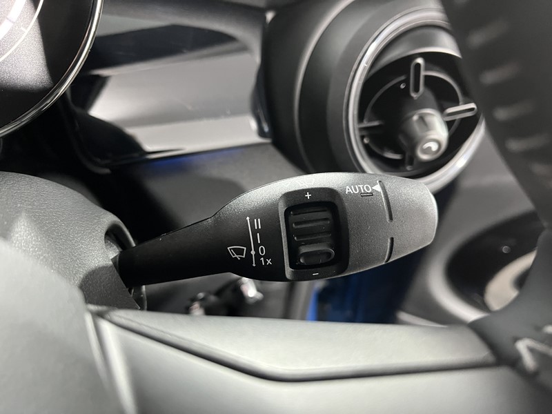 2023 (23) MINI CONVERTIBLE 1.5 Cooper Sport Premium 2dr Auto 5213486