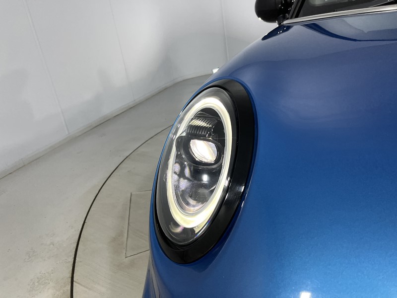 2023 (23) MINI CONVERTIBLE 1.5 Cooper Sport Premium 2dr Auto 5213499