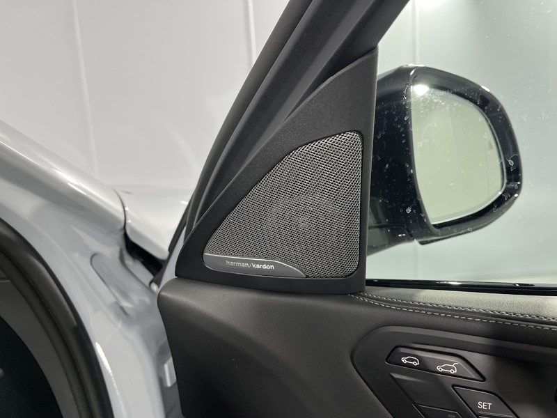 2025 (74) BMW X6 xDrive40d MHT M Sport 5dr Step Auto 5227346