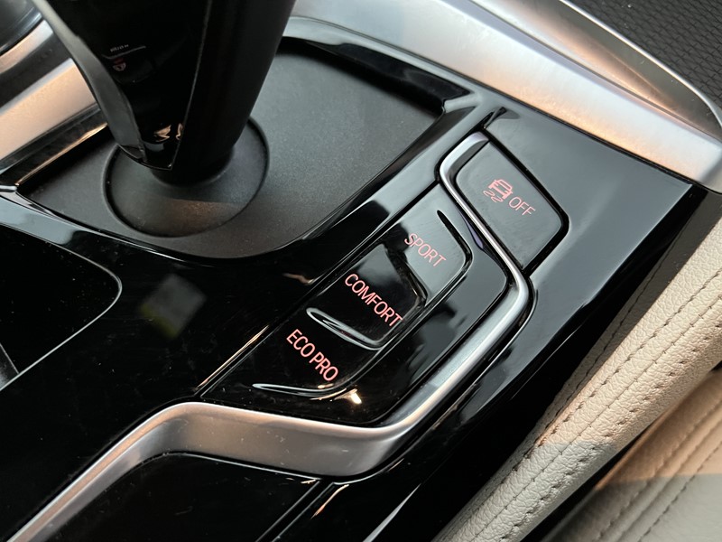 2022 (72) BMW 5 SERIES 520i MHT M Sport 5dr Step Auto 5206823