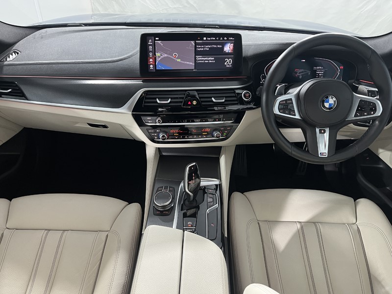 2022 (72) BMW 5 SERIES 520i MHT M Sport 5dr Step Auto 5206793