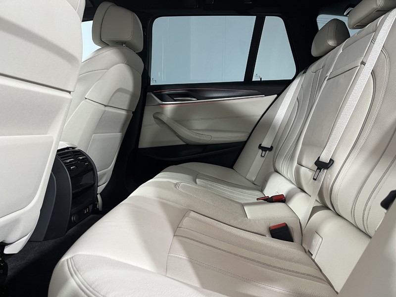 2022 (72) BMW 5 SERIES 520i MHT M Sport 5dr Step Auto 5206826