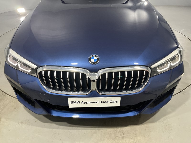 2022 (72) BMW 5 SERIES 520i MHT M Sport 5dr Step Auto 5206832