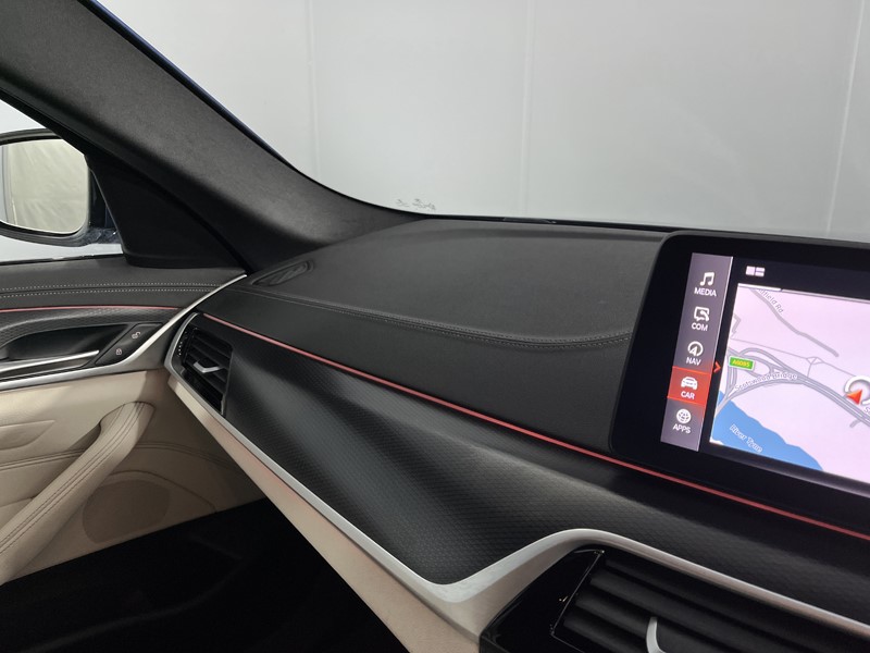 2022 (72) BMW 5 SERIES 520i MHT M Sport 5dr Step Auto 5206815