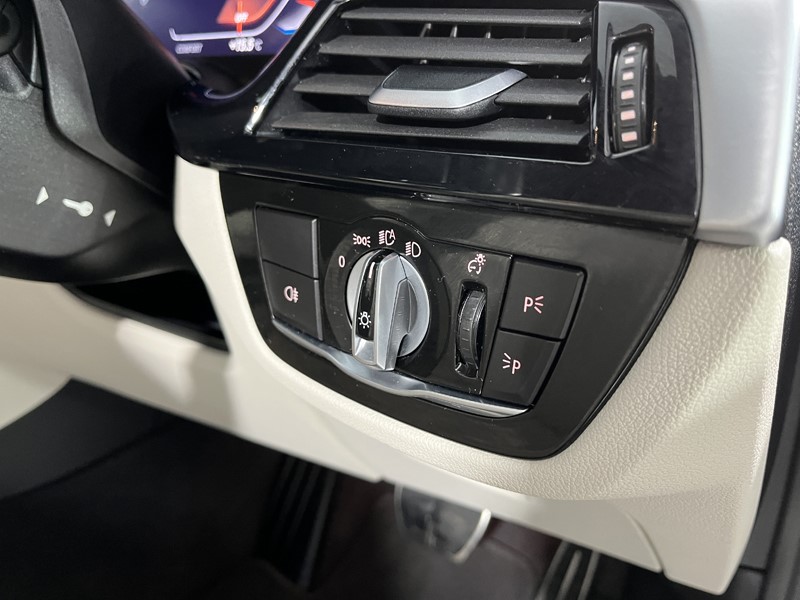 2022 (72) BMW 5 SERIES 520i MHT M Sport 5dr Step Auto 5206809