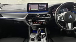 2024 (24) BMW 5 SERIES 520d MHT M Sport 5dr Step Auto 5213509