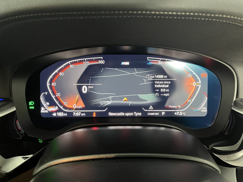 2024 (24) BMW 5 SERIES 520d MHT M Sport 5dr Step Auto 5213514