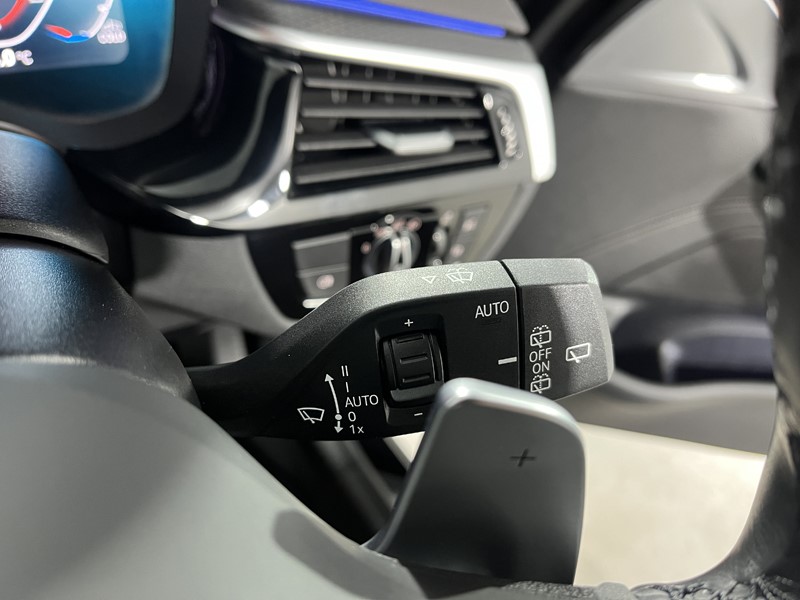 2024 (24) BMW 5 SERIES 520d MHT M Sport 5dr Step Auto 5213530