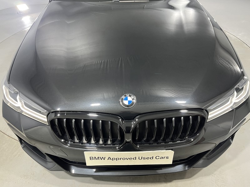 2024 (24) BMW 5 SERIES 520d MHT M Sport 5dr Step Auto 5213546