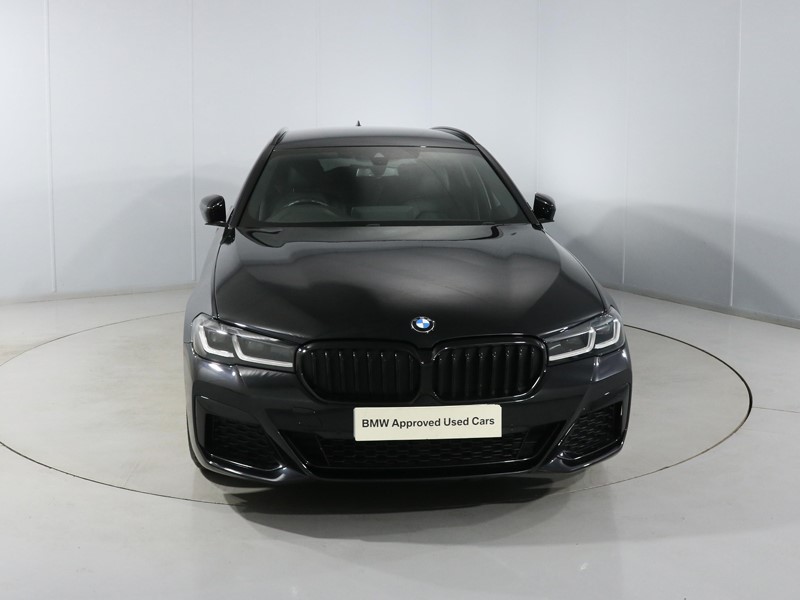 2024 (24) BMW 5 SERIES 520d MHT M Sport 5dr Step Auto 5213521