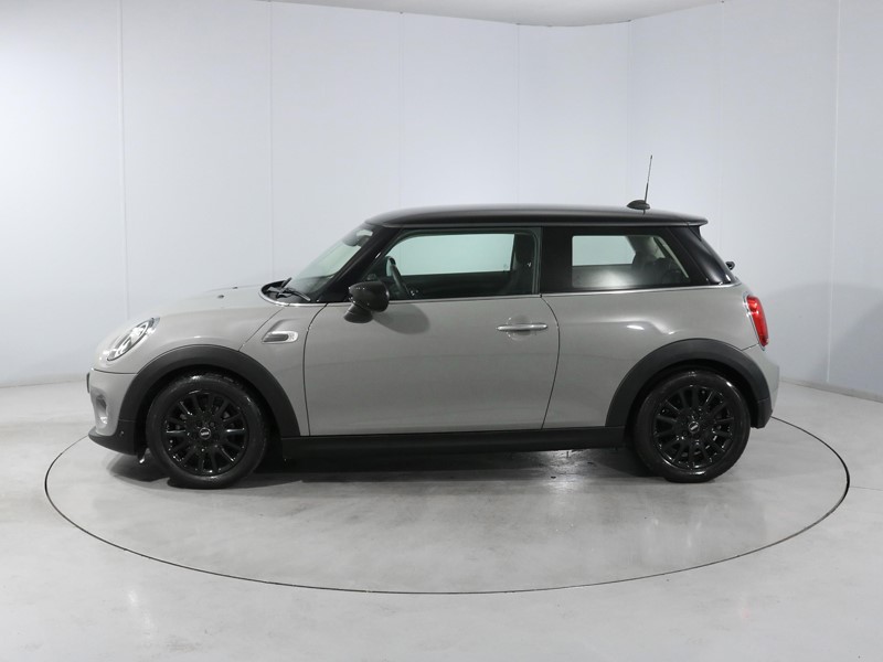 2019 (69) MINI HATCHBACK 1.5 Cooper Classic II 3dr Auto 5217202