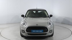 2019 (69) MINI HATCHBACK 1.5 Cooper Classic II 3dr Auto 5371023