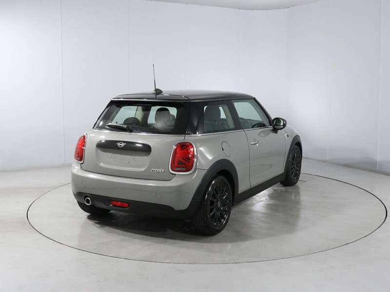 2019 (69) MINI HATCHBACK 1.5 Cooper Classic II 3dr Auto 5371043