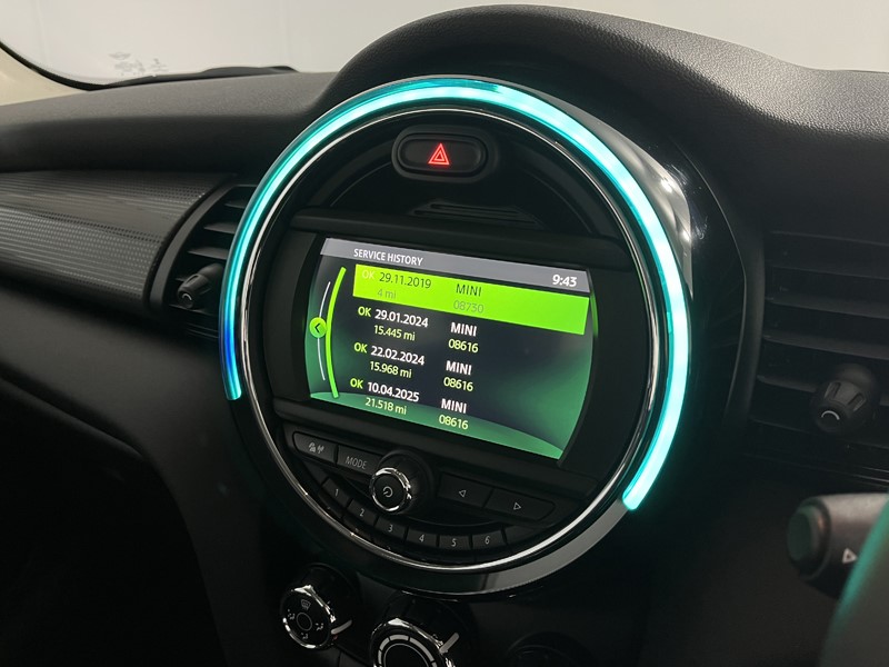 2019 (69) MINI HATCHBACK 1.5 Cooper Classic II 3dr Auto 5371034