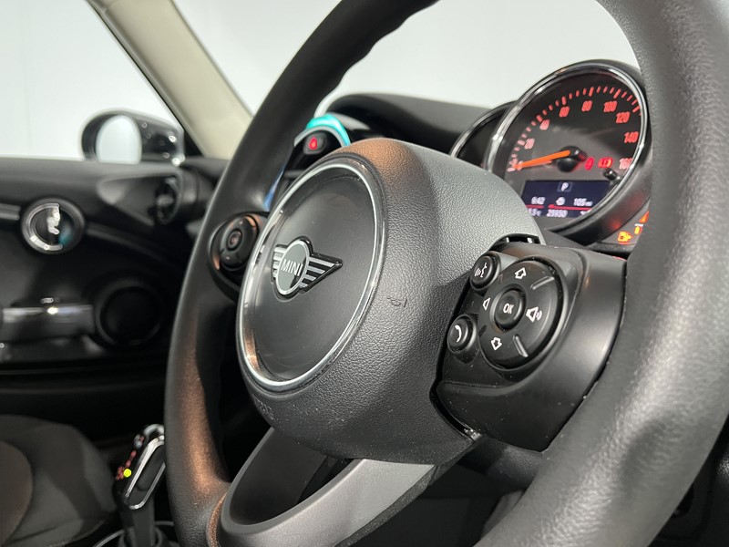 2019 (69) MINI HATCHBACK 1.5 Cooper Classic II 3dr Auto 5371027