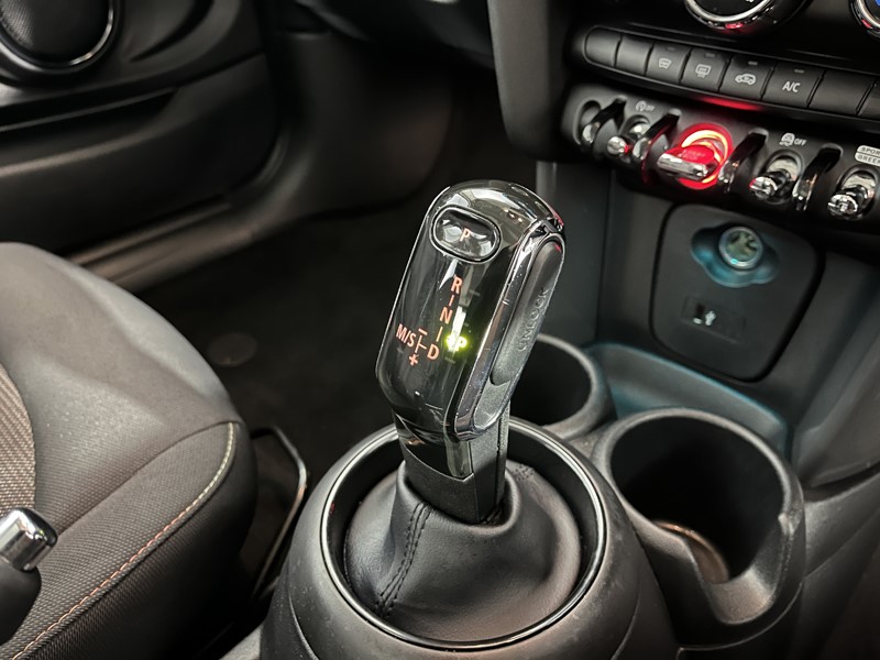 2019 (69) MINI HATCHBACK 1.5 Cooper Classic II 3dr Auto 5217174