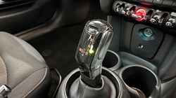 2019 (69) MINI HATCHBACK 1.5 Cooper Classic II 3dr Auto 5217174