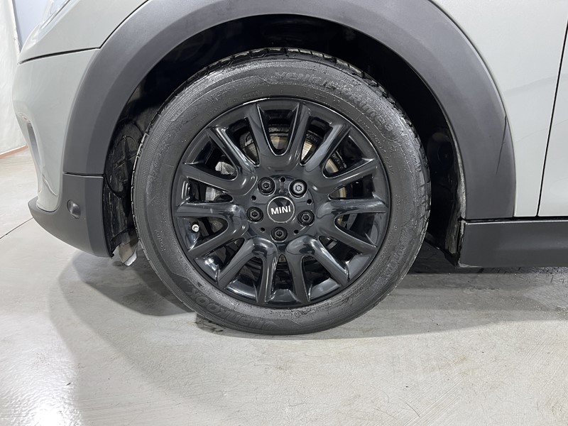 2019 (69) MINI HATCHBACK 1.5 Cooper Classic II 3dr Auto 5217178