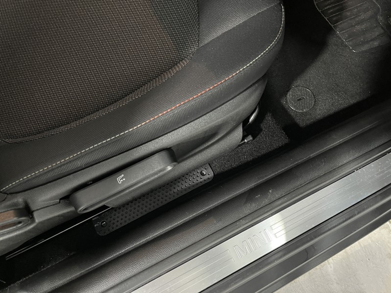 2019 (69) MINI HATCHBACK 1.5 Cooper Classic II 3dr Auto 5217181