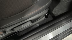 2019 (69) MINI HATCHBACK 1.5 Cooper Classic II 3dr Auto 5217181