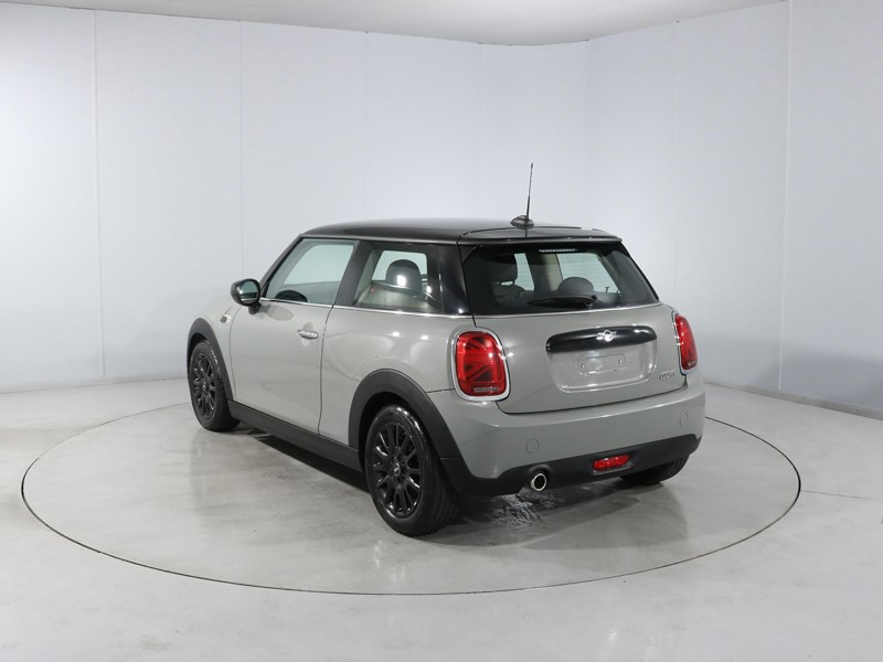 2019 (69) MINI HATCHBACK 1.5 Cooper Classic II 3dr Auto